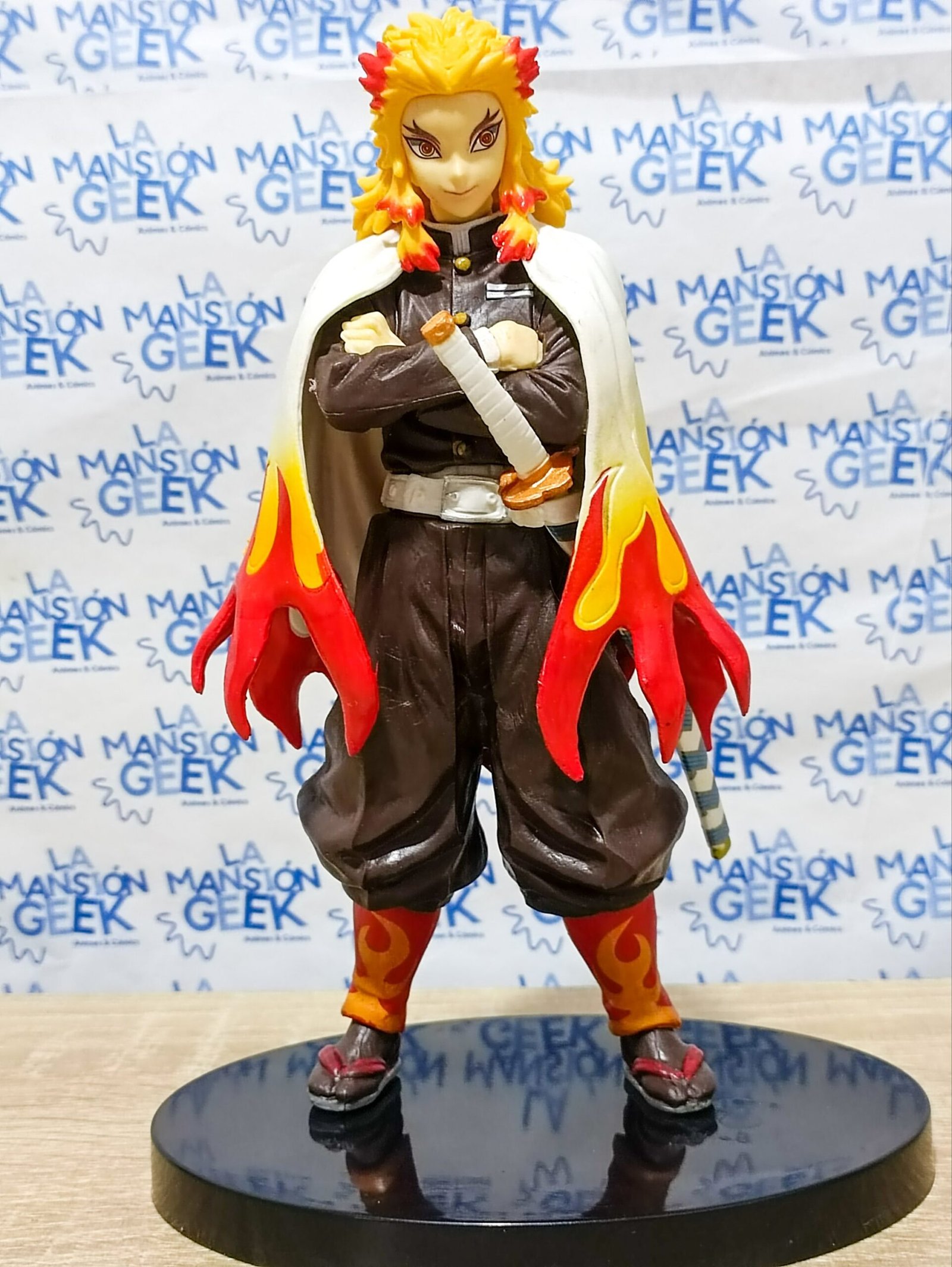 FIGURA DEMON SLAYER 40