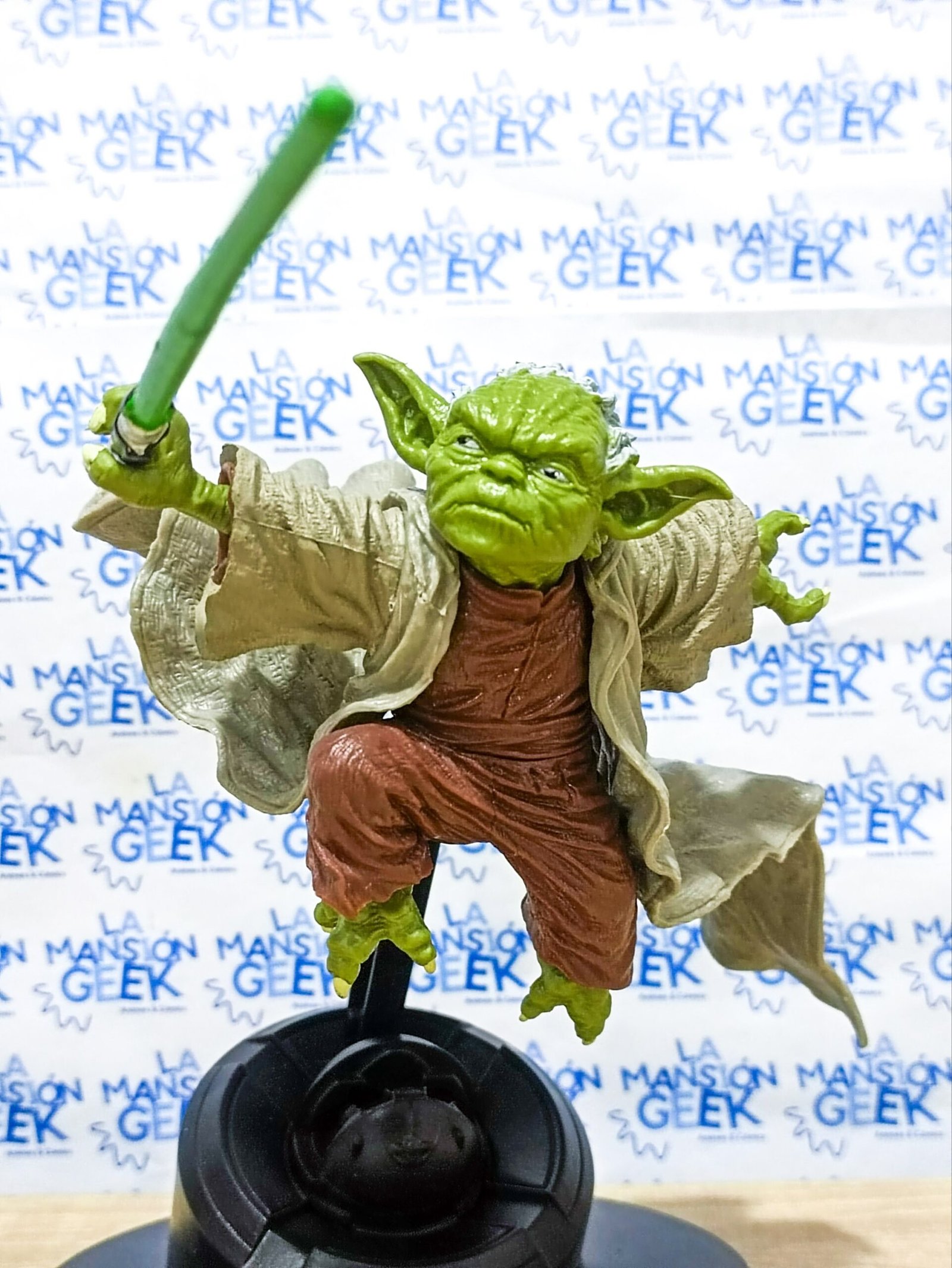 FIGURA STAR WARS YODA 1 - Image 9