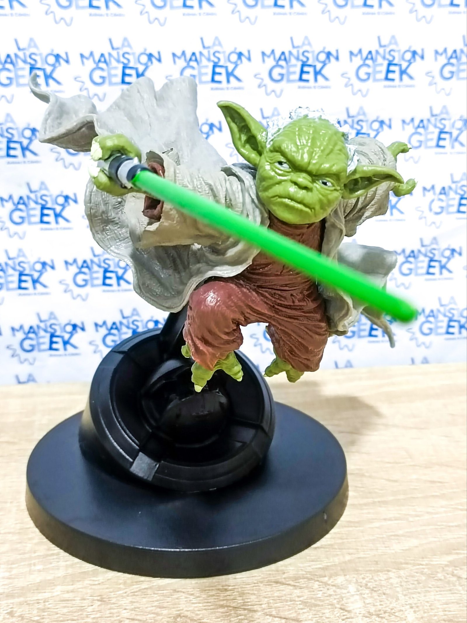 FIGURA STAR WARS YODA 1 - Image 13
