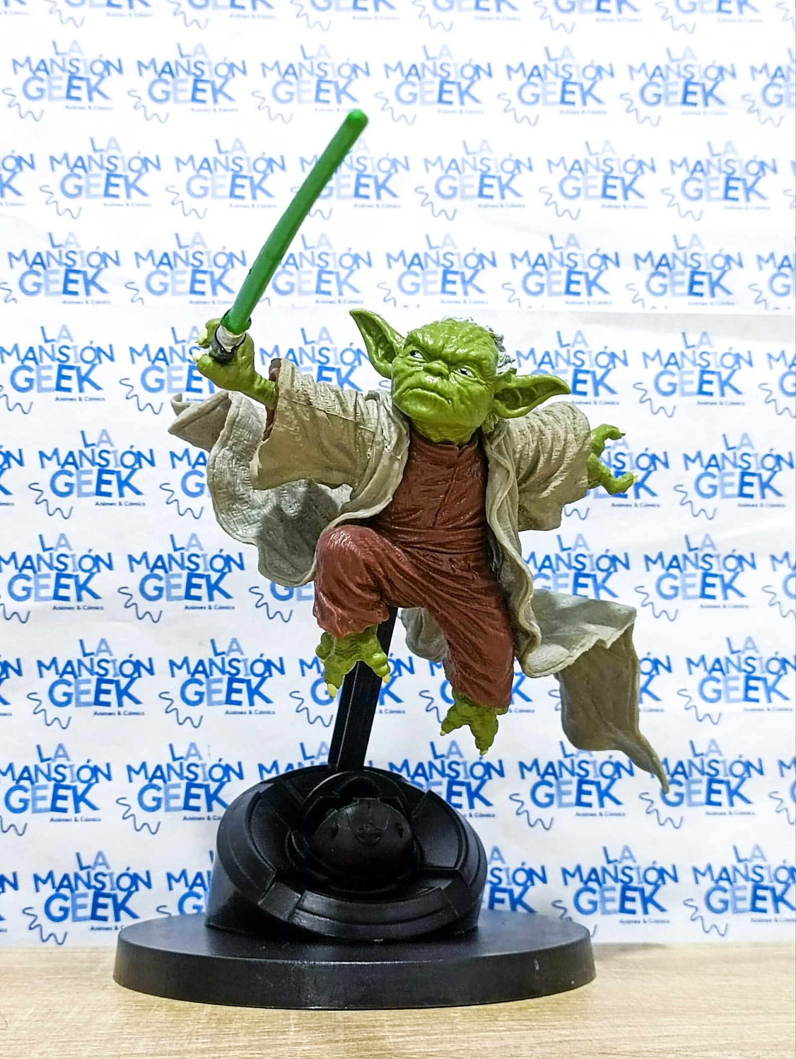 FIGURA STAR WARS YODA 1 - Image 4