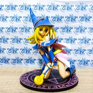 FIGURA YUGIOH MAGA OSCURA