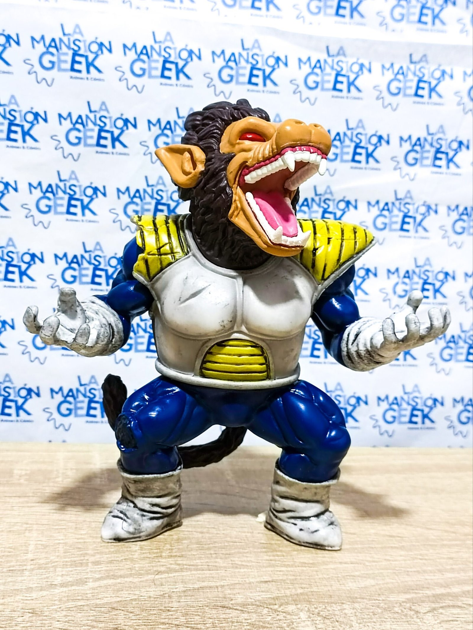 FIGURA DRAGON BALL 01 OZARU VEGETA