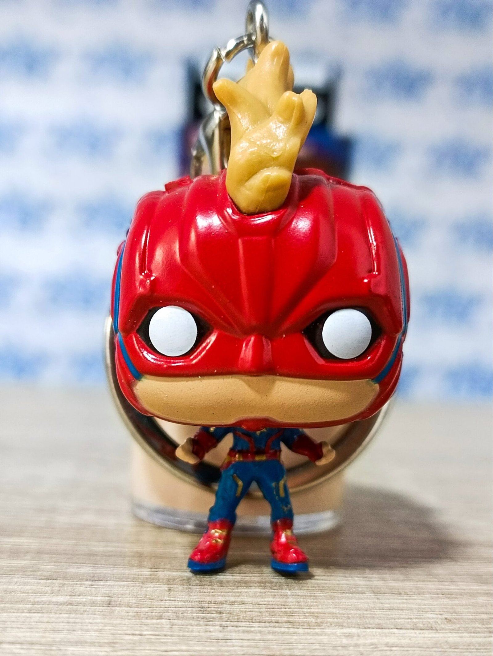 LLAVERO FUNKO MARVEL CAPITANA MARVEL 1 - Image 2