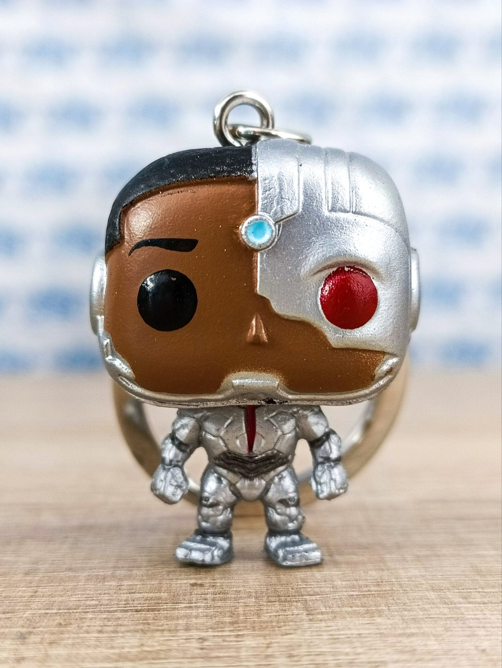 LLAVERO FUNKO DC CYBORG 1 - Image 2