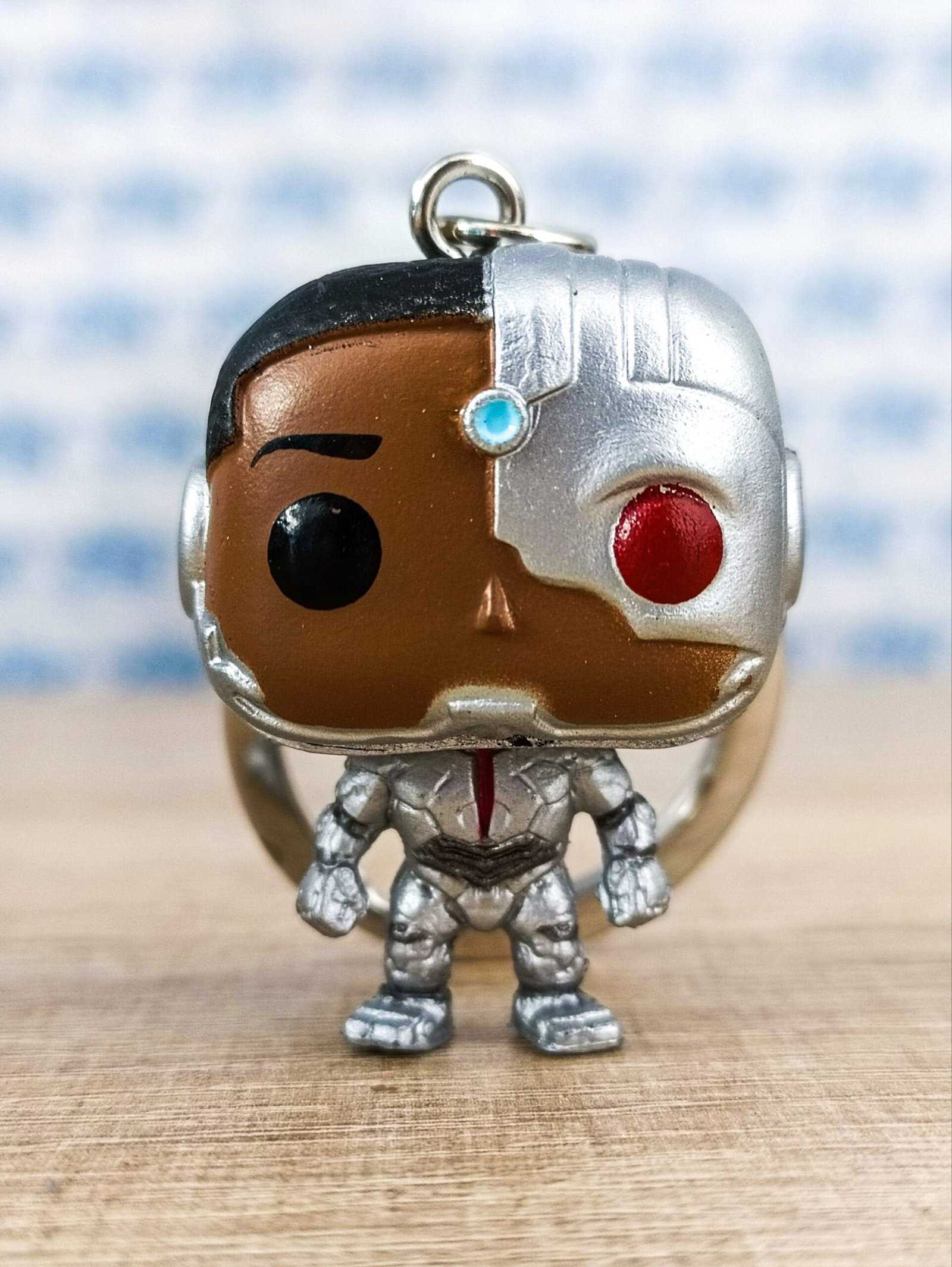 LLAVERO FUNKO DC CYBORG 1 - Image 3
