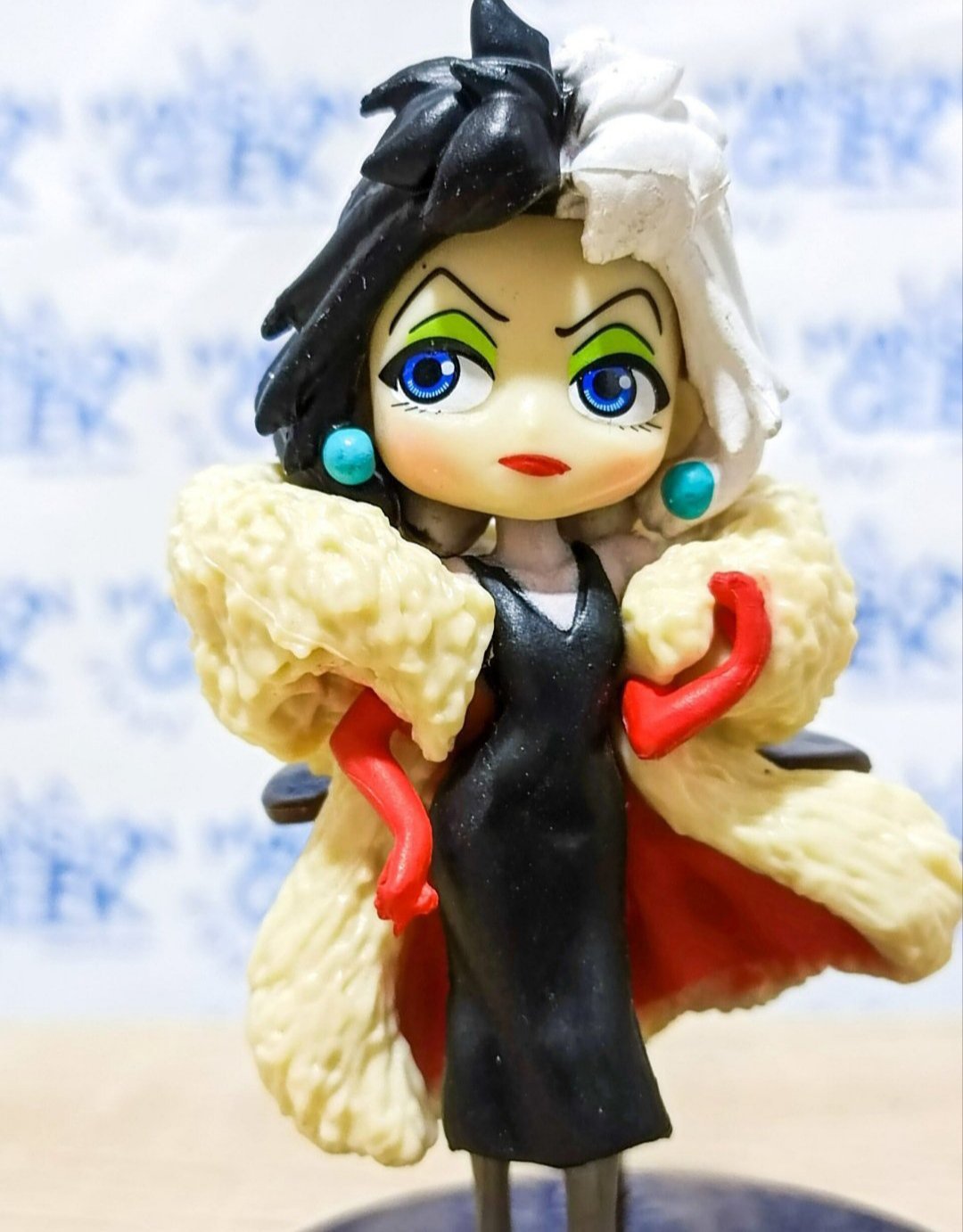 FIGURA DISNEY VILLANA 3 CRUELA - Image 2