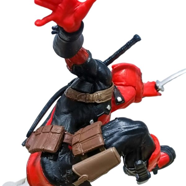 Figura Marvel Deadpool 03 - Image 3